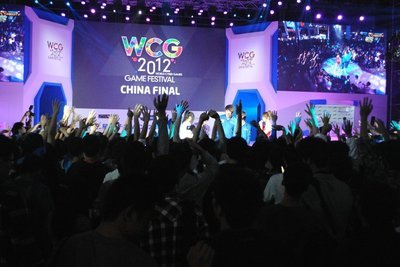 《魔兽争霸》：策略与魔法交织的竞技传奇