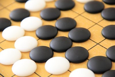 CF圣诞狂欢：节日战场，射击与欢乐的交融